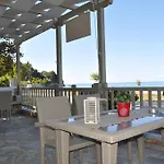 Yalos Khorevtón