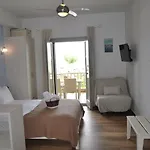 Yalos * Khorevtón