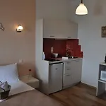 Yalos Apartamento Khorevtón