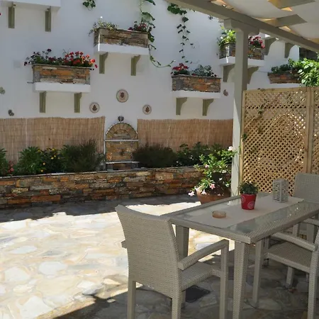 Apartament Yalos