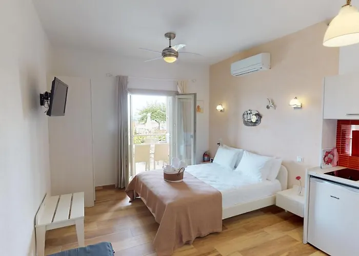 Apartment Studios Yalos Chorefton